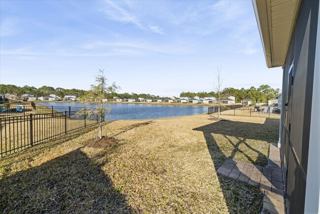 Building Photo - 100 Lake Sinclair St