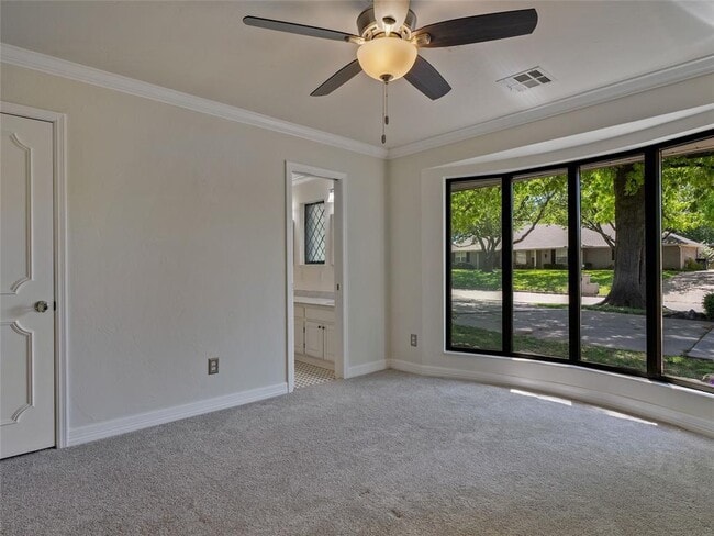Building Photo - 3025 Pine Ridge Rd