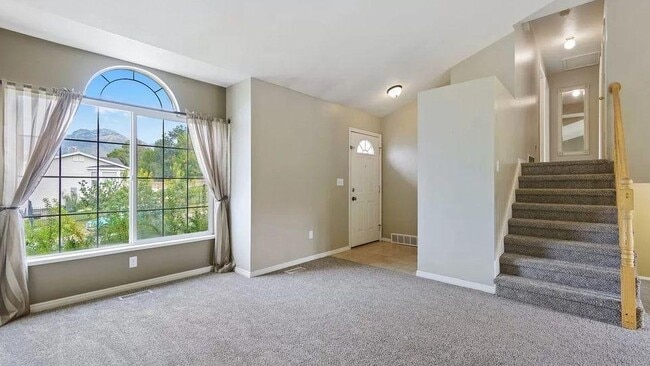Building Photo - 15096 S Vernal Cove