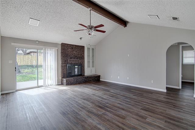 Building Photo - 4801 Winesanker Way