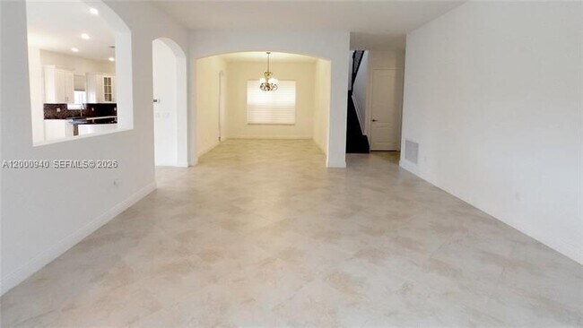 Building Photo - 8630 Lakeside Bnd