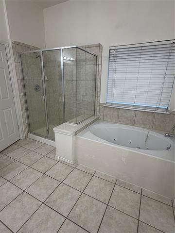 Building Photo - 11821 Stephenville Dr