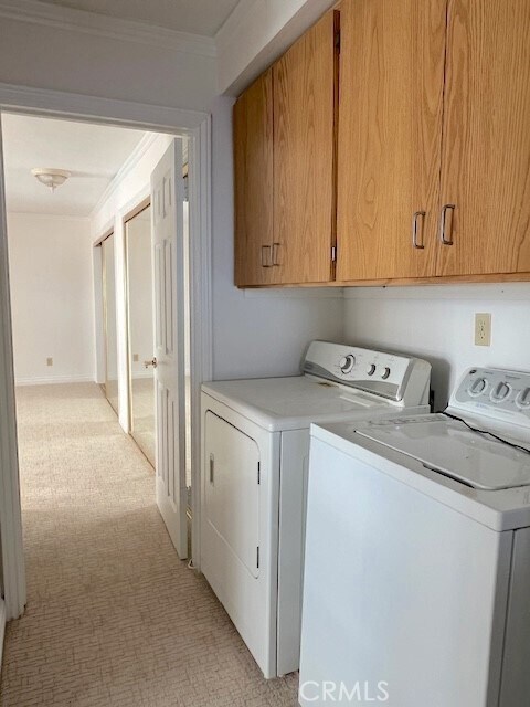 Building Photo - 535 Esplanade