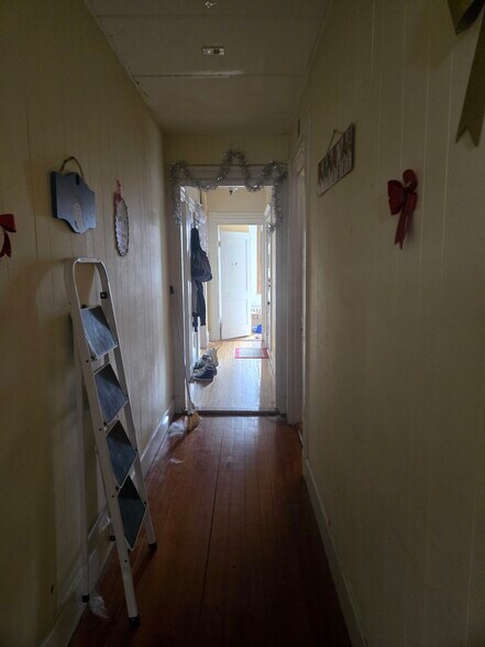 Building Photo - 16 Dighton St