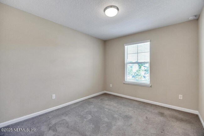 Building Photo - 133 Appleton Ct