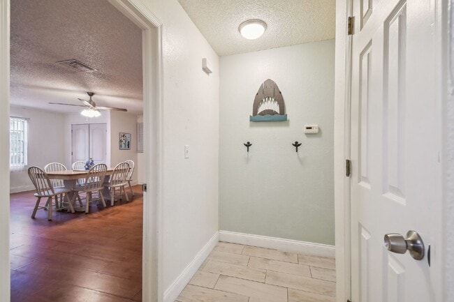 Building Photo - ***PRIVATE HEATED POOL*** Beautiful, Fully-Furnished 3-Bedroom Home Available April 1, 2026!   **...