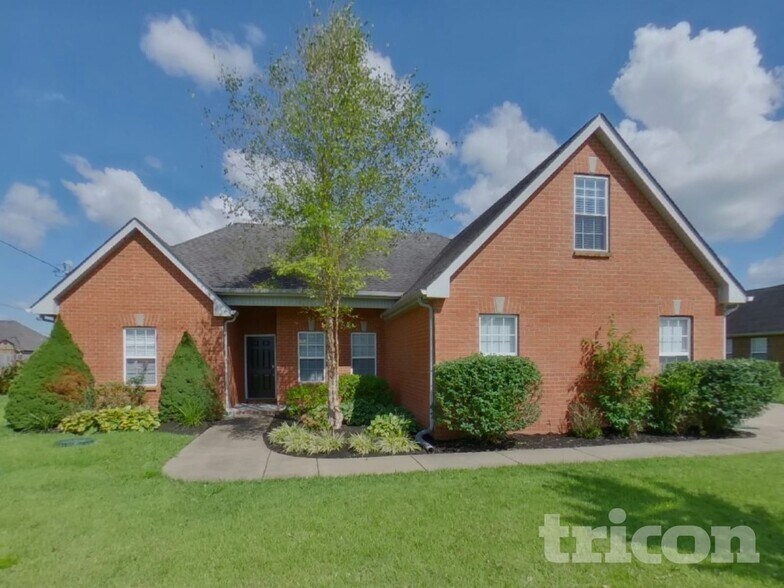 Building Photo - 1024 Stratus Dr