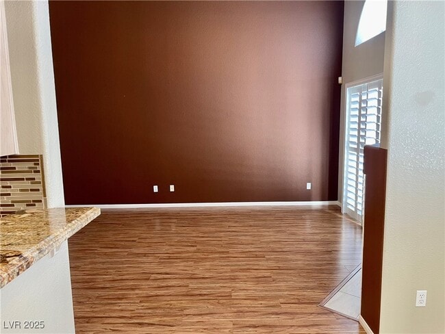 Building Photo - 8457 Pacific Fountain Ave