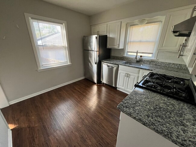 Building Photo - 15532 Gouwens Ln