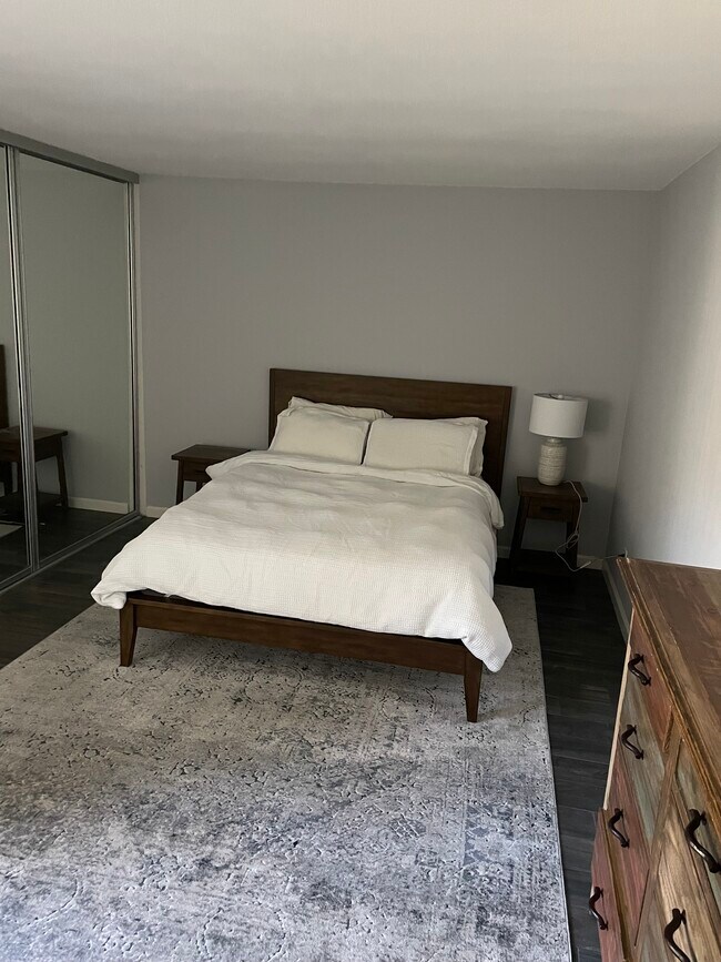 Building Photo - 2340 Hosp Way