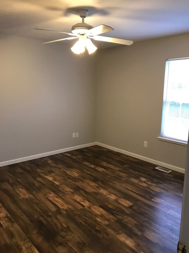 1 bedroom - 320 Chilhowee School Rd