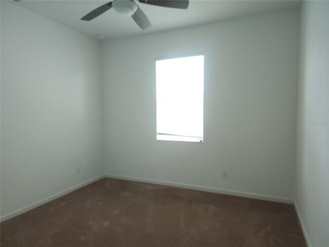 Building Photo - 3230 Stratton Cir