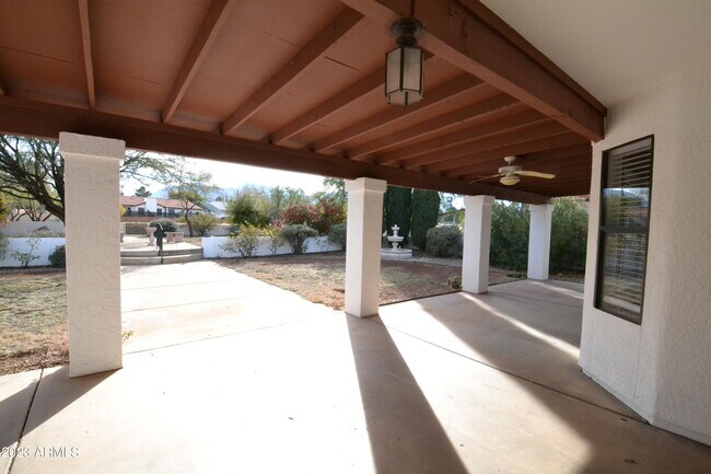 Building Photo - 3704 St Andrews Dr