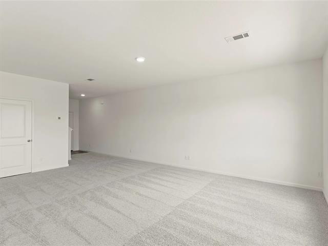 Building Photo - 5909 Sahara Dr