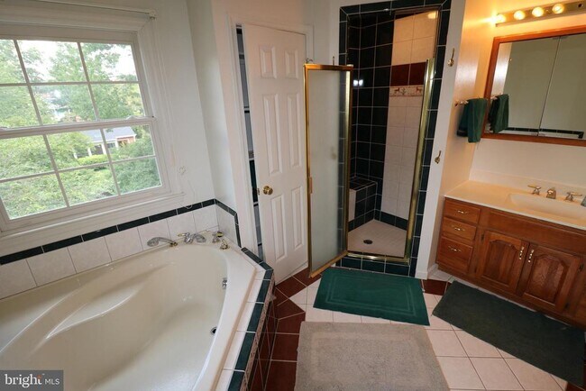 Building Photo - 6113 Dunleer Ct