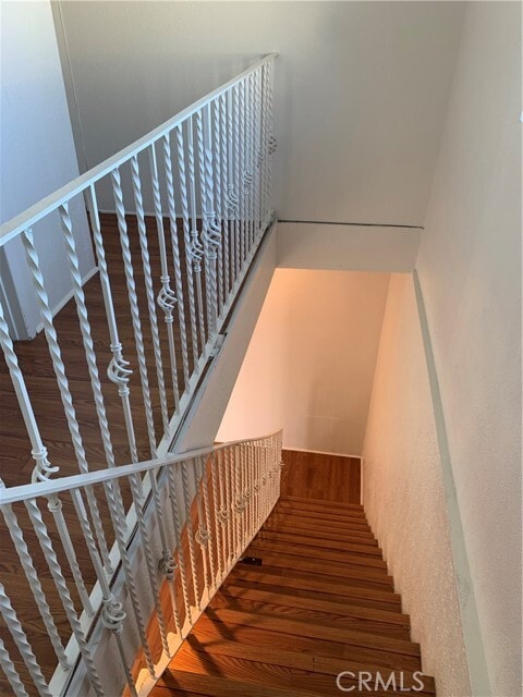 Building Photo - 212 S Vail Ave