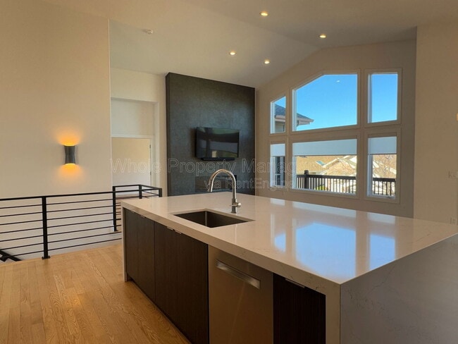 Building Photo - 14973 W 32nd Dr