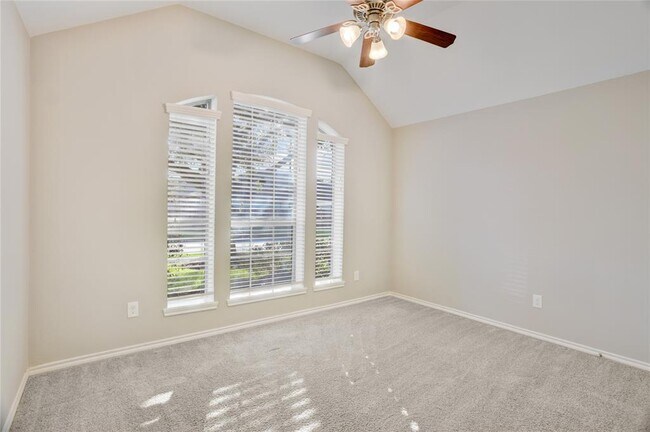 Building Photo - 1430 Laura Hills Ln