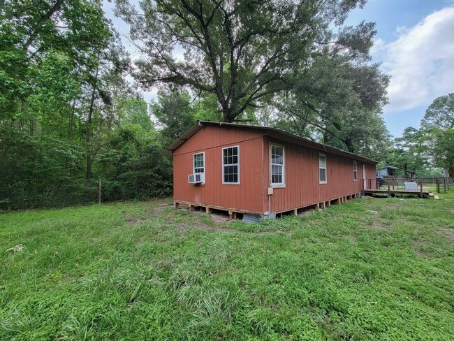 Building Photo - 20272 Forest Woods Ln