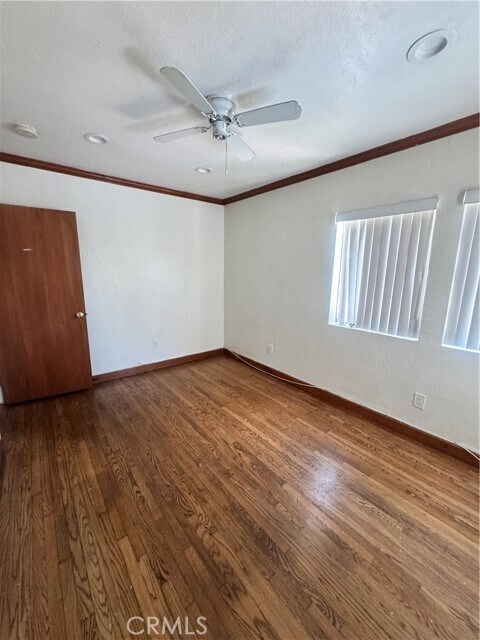 Building Photo - 3533 W 116th St