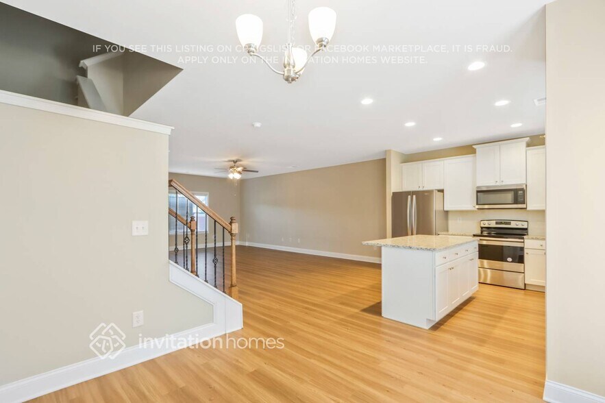 Building Photo - 265 Orchard Dr