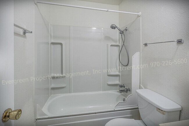 Building Photo - 500 Laporte Ave