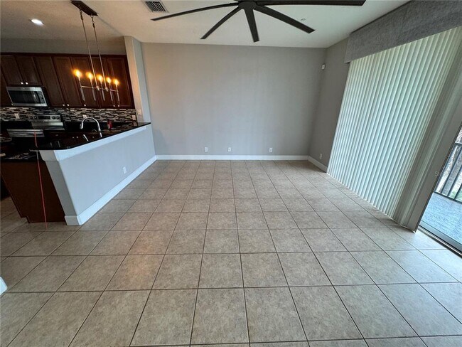 Building Photo - 1143 Venetian Harbor Dr NE