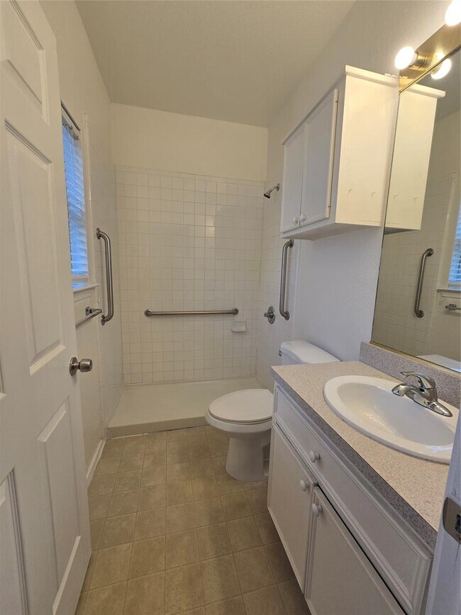 Building Photo - 5404 Garden View Cove