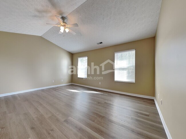 Building Photo - 1255 Arkansas Dr