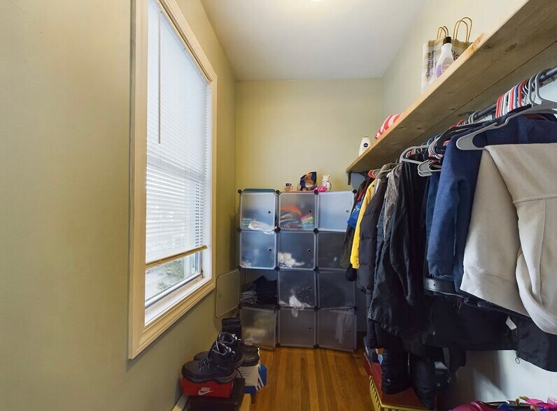 Building Photo - 237 Tremont St