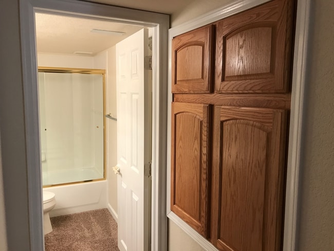 Building Photo - Single Family home located in Desirable Home Farms neighborhood