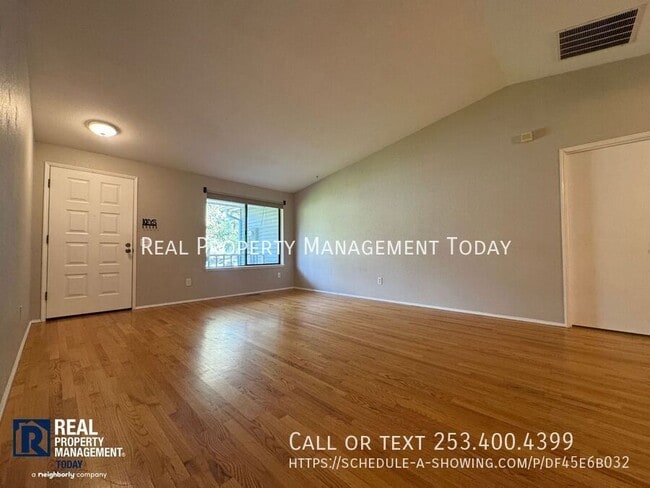 Building Photo - 9129 Skokomish Wy NE