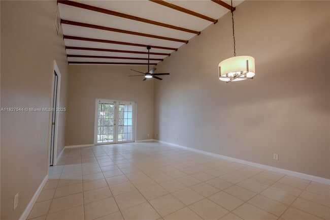Building Photo - 2403 SW 58th Manor
