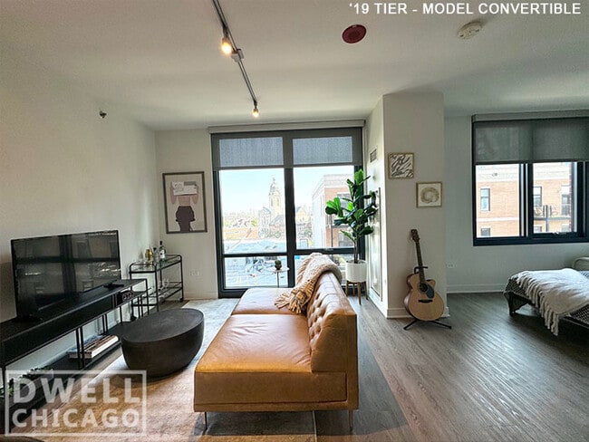 Building Photo - 710 N Aberdeen St