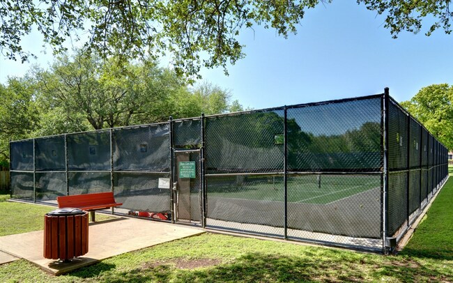 Building Photo - 15224 Calaveras Dr