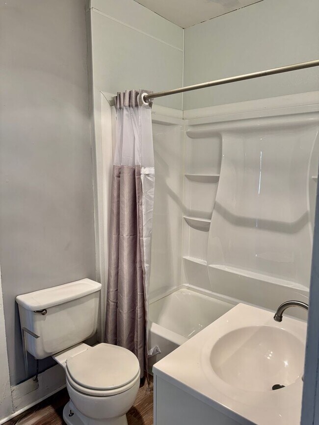 Building Photo - Charming 3 Bedroom Home For Rent in Slaton!