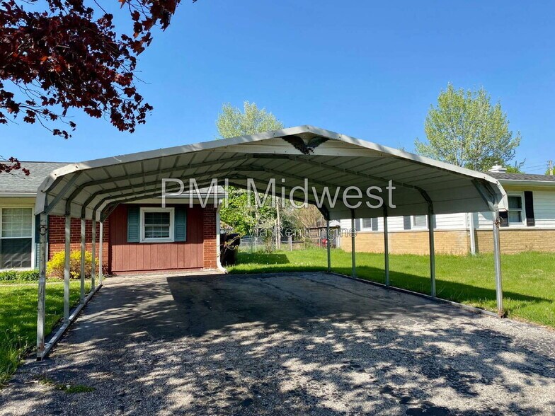 Building Photo - 226 Southlane Dr