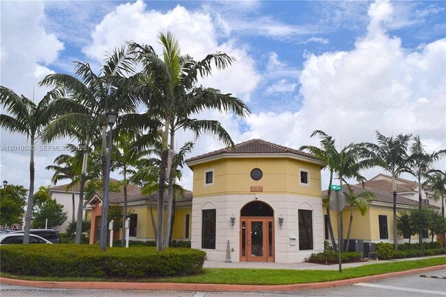 Building Photo - 17347 NW 7th Ave
