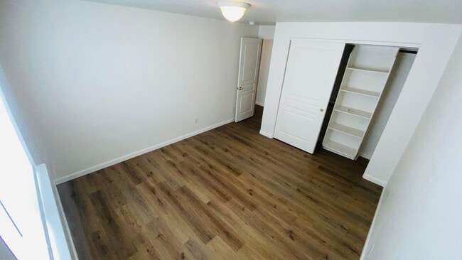 Building Photo - Gorgeous Remodeled Spacious 4 bedroom