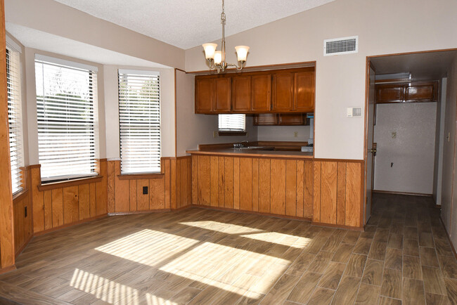 Building Photo - 11234 Red Hawk Ln