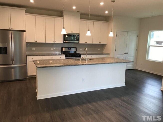 Building Photo - 1224 Brickfield Dr