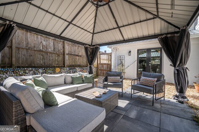 Building Photo - 119 Fortson Cir