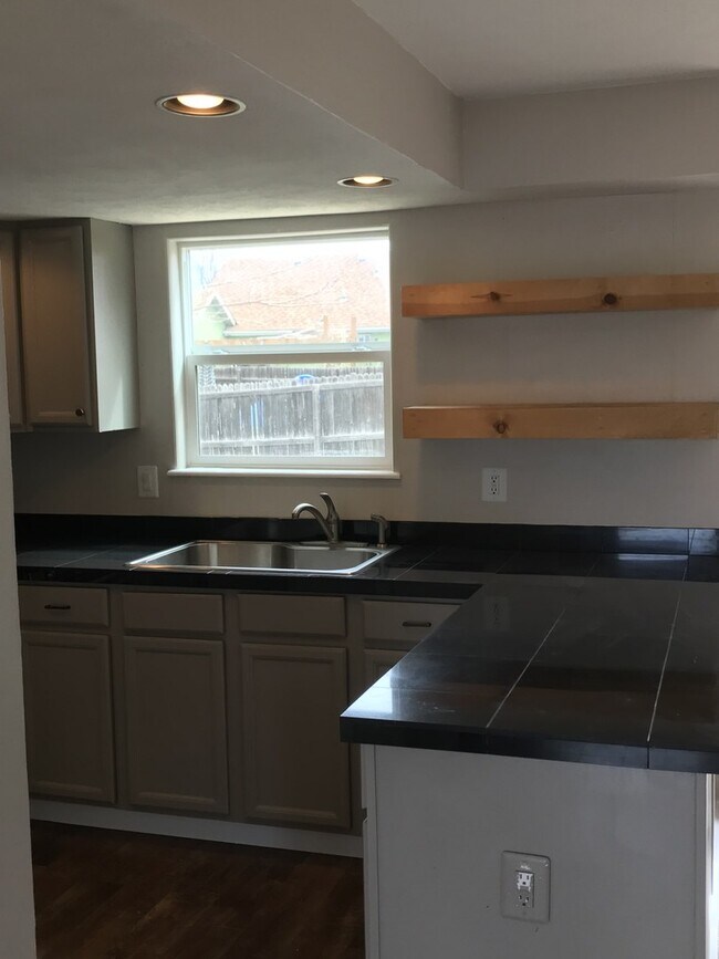 Building Photo - 4512 S Buckley Way