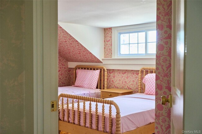 Building Photo - 41 Seelbach Ln