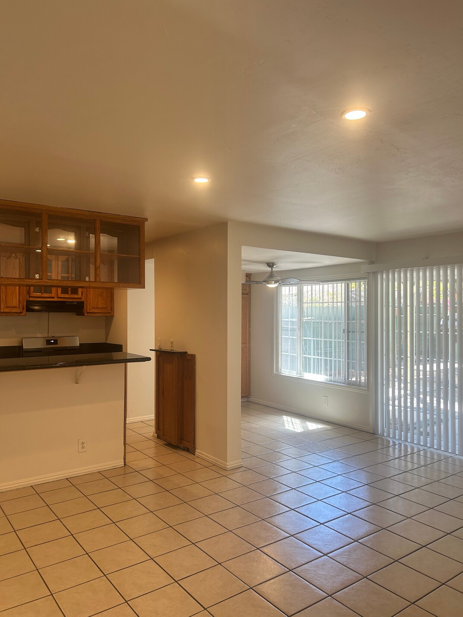 Building Photo - 8729 Ildica St