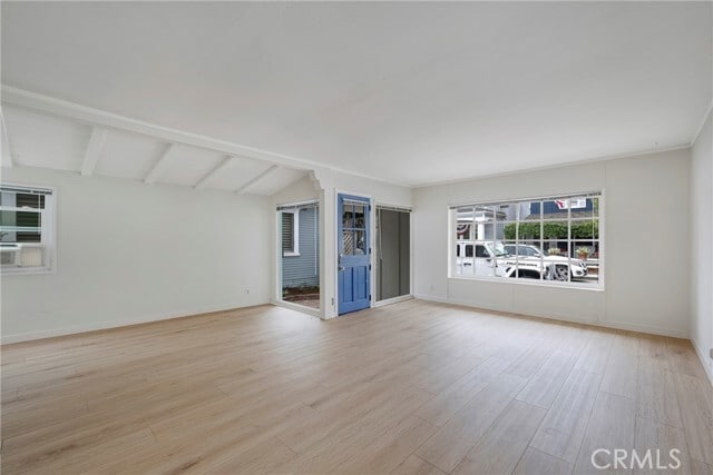 Building Photo - 122 Apolena Ave