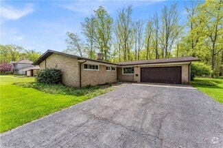 Building Photo - 6481 Glenwillow Dr