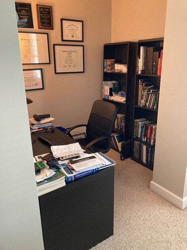 Building Photo - 1315 East Blvd