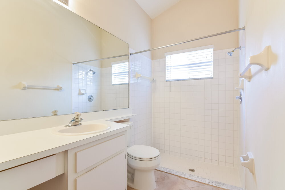 Building Photo - 8719 Exposition Dr