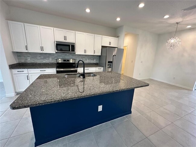 Building Photo - 8590 Canyon Creek Trail